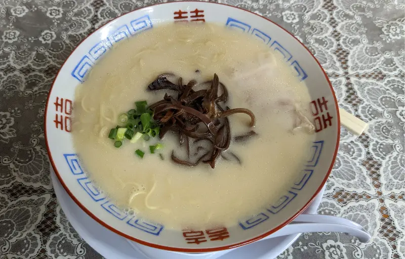 博多元気一杯!！のラーメン