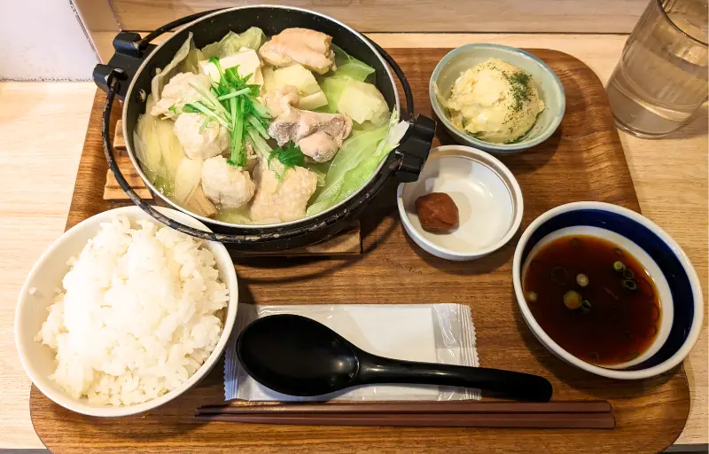 みよしの食堂の水炊き定食