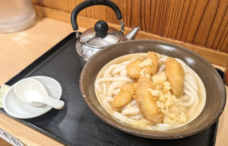 牧のうどんのごぼう天うどん